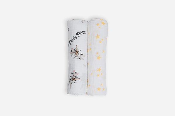 Deanie Organic Baby Cat and Stars Duo (Swaddles)